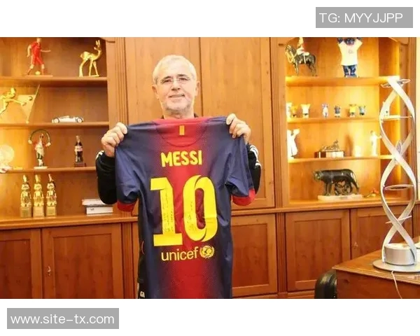 比朔夫坚定信念渴望赢得荣誉展现自己配得上拜仁球衣的决心 比朔夫坚定信念渴望赢得荣誉展现自己配得上拜仁球衣的决心