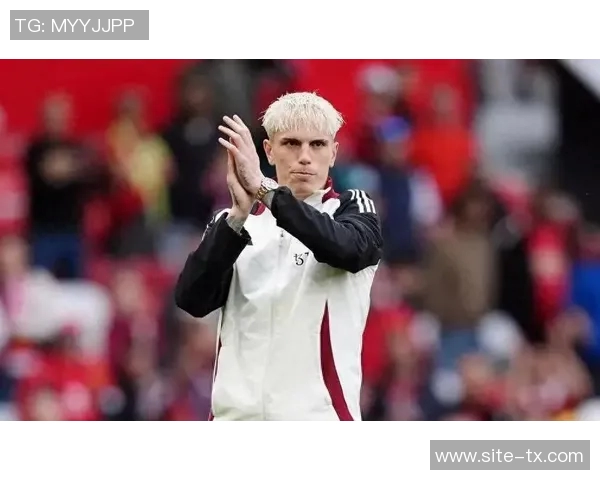 阿莫林执教期间转会策略分析加纳乔安东尼加盟拉什福德仅外租现象探讨